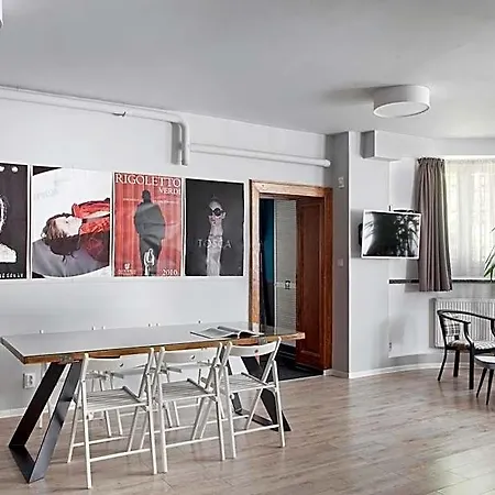 Hostel Opera Poznan