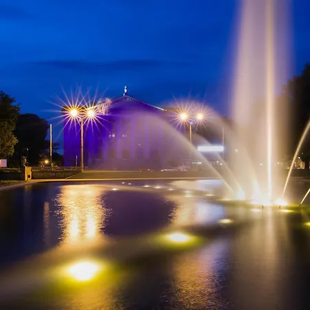 Opera אכסניה פוזנן