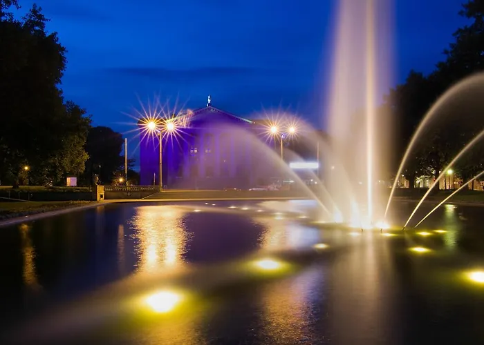 Opera אכסניה פוזנן